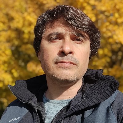 fccoelho's profile picture. Stranger in a strange land.