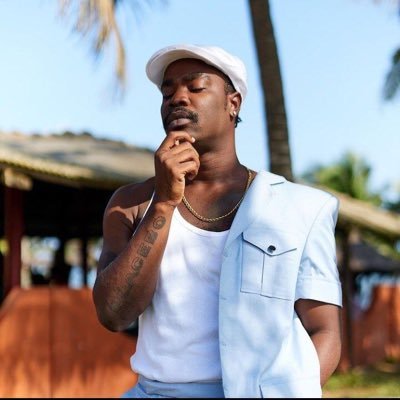 Huntersbin's profile picture. Don’t look baldy👀