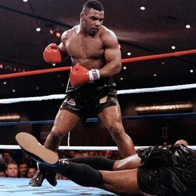 Love all things boxing,
The best fighting the best🥊🥊