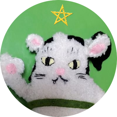 hitoonatuu's profile picture. 初めての推しは多分シュローダー。人生推しがいない時期はありません。一生読む漫画はONE PIECE。

https://t.co/VOxn364EWy