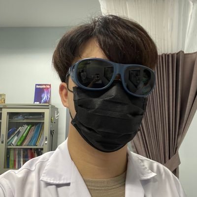 kittialm's profile picture. 