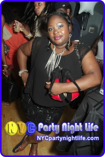 Monathickthighs's profile picture. 