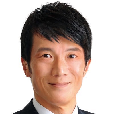 昭和47年生まれ。大社幼・苦楽園小・苦楽園中・西宮甲山高等学校卒業。26歳で飲食店起業。日本維新の会元三木けえ衆議院議員秘書。西宮市議会議員。3児のパパ「#forrow me」