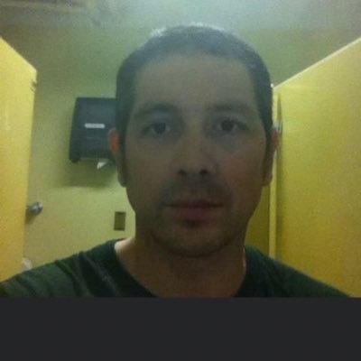 Roberto01270210's profile picture. Awaken