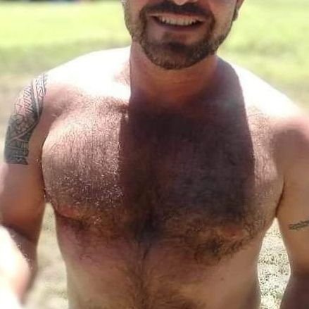 cuenta para compartir videos pornos , material propio contenido para mayor de edad osito caliente 🔥 versátil me gustan masculinos 😜😈🐻