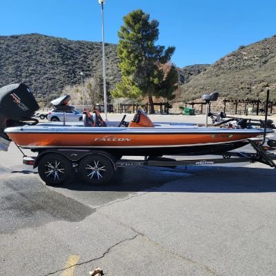 PROSTAFF@KINGkrackenGear https://t.co/KJ5t5oVIgy 10%Discount code Kmoulton56
Pro Thump'Em Soft Plastics