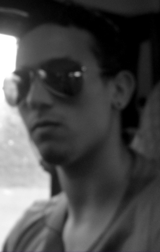 16 Anos, Santista, 1º ano .,Rock And Roll,Skate,Guitarra(Violão).Follow - me?
http://t.co/gecmut1n9w