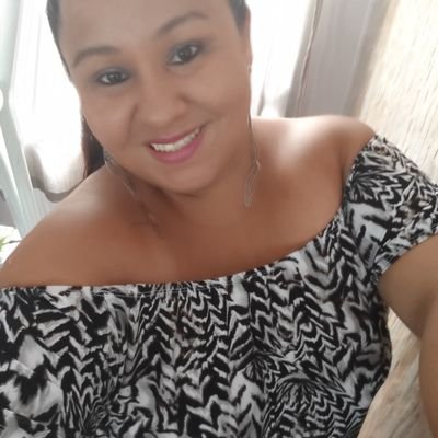 KellyAp68135203's profile picture. Legal