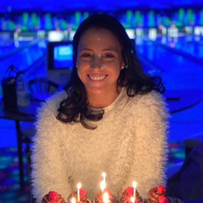 CitoLopez's profile picture. Latina 🇭🇳 wannabe writer-cum-pastry chef, loves sleeping, MG/YA lit, tea, coffee, and movies. 💭 my own