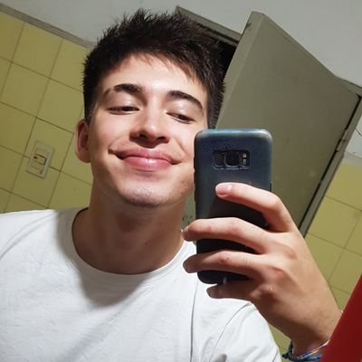 MaxiMedina003's profile picture. ig:maxi_medina03