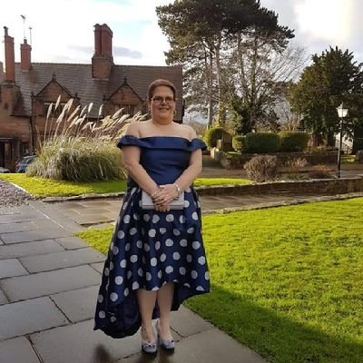 tree7279's profile picture. I am not the person I used to be 💕 Proud to be a Head & neck cancer survivor