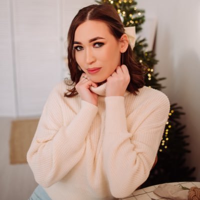 iris8898's profile picture. 