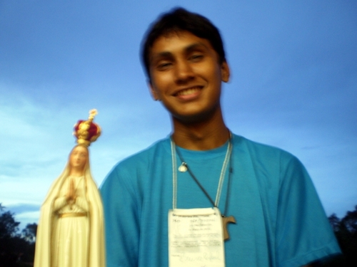 rafael_pazebem's profile picture. Não é o caminho percorrido que deve nos fazer felizes, mas nós que devemos ser felizes ao percorrê-lo