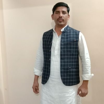 SohanLalGodara1's profile picture. Social Worker
हर जगह अपनी काबिलियत नही दिखाई जाती,
कुत्तों की दौड़ मे चीते नही दौड़ा करते....