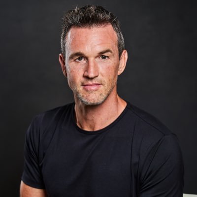 Wave riding 🏄🏻♂️ rugby loving, global marketing VP @Google based in Malibu CA ☀️
