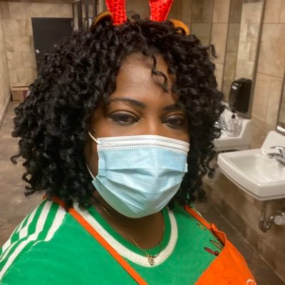 Joan14730350's profile picture. 