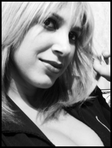 SOU SIMPLES E SINCERA!