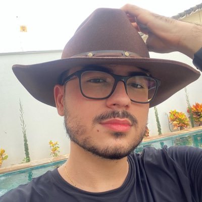 Ola sou alfredo, vou encher de metaforas que minha mente inquieta me fazem pensar