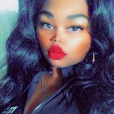 G O I N G | W I T H | THE | F L O W☁️ ✨Future Fashion Designer 🪡7️⃣7️⃣7️⃣♑️♎️♑️ Soulaan🔱-30,Flirty,& Thriving!✨