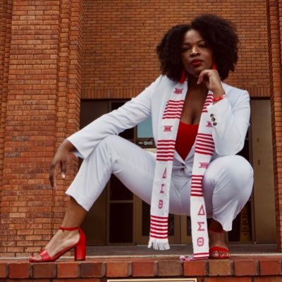 HollinKyanna's profile picture. ✨b l e s s e d  |   Δ Σ θ🔺🐘