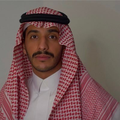 البعد عن بعض البشر رحمه من الله لاتدركها الا مع الوقت.