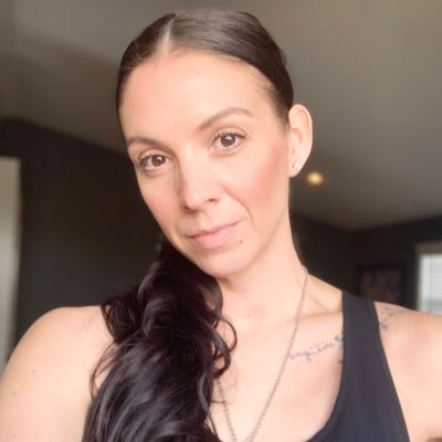 Non-Profit Manager, breast cancer advocate, boy mom, social butterfly.