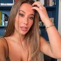 Lovia73351071's profile picture. Keep loving me