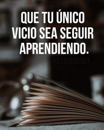 Mamá, profe y ahora asesora de todo y nada. Me gusta aprender y ayudar. Mis hijos me llaman la dragona peleona.