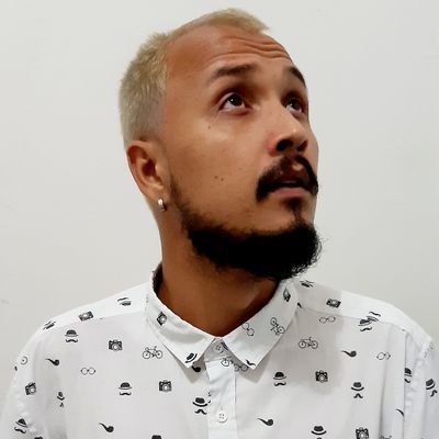 oChuck_'s profile picture. 🏀 リバウンドを制するものは試合を制す！

Sociólogo por vocação e crítico cultural por formação, o estudo de Letras foi por acaso. 
Escrevo em https://t.co/mUS8jyI6H5
