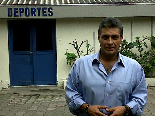 Comentarista Deportivo...Canal 4 de El Salvador/
DC4/ Tiempo Extra/ Noticias 4 vision / La Polémica