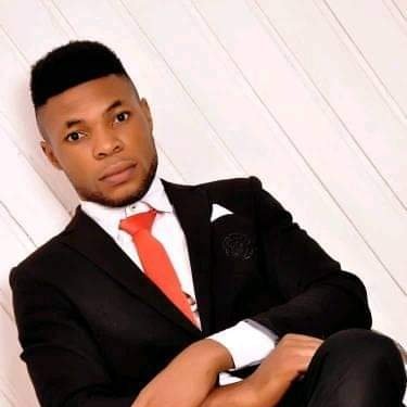 DennisJosh13's profile picture. Student