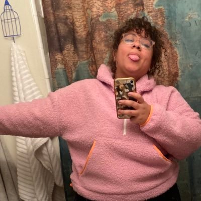 jasmines642's profile picture. 🐷🐝🦄