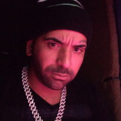 Quanto maior o luz dentro de você maior o brilho a sua volta.