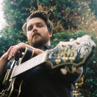 Australiana Dad-rocker, Web 3 troubadour | Songwriter, Producer, Educator, Father on Wurundjeri land | Live video NFT record ONE NIGHT minting now ⚡️🤘