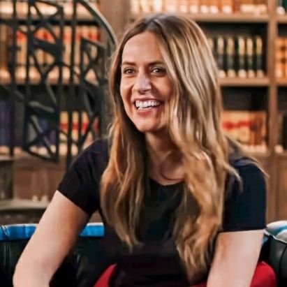 srtalanis's profile picture. forever choosing love over fear