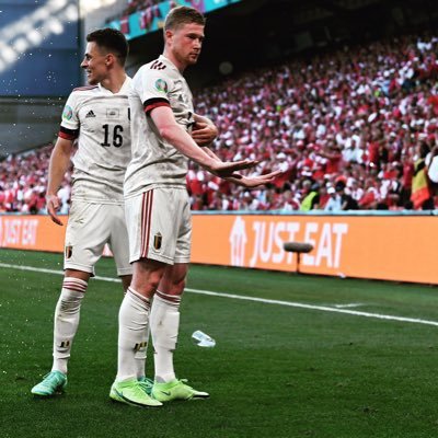 dpWGI373LVIcsaG's profile picture. 特殊な学部で立ち向かう23卒就活生🏃‍♂️