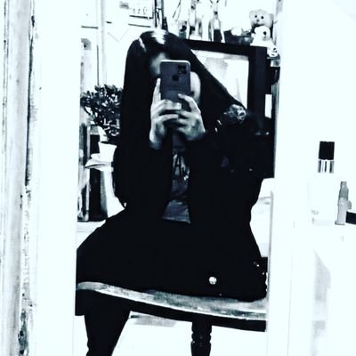 esy_sweety's profile picture. 