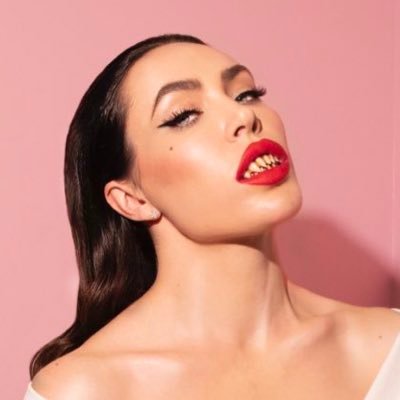 michelinepitt Profile Picture