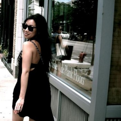 _katnguyen's profile picture. Live well 💙