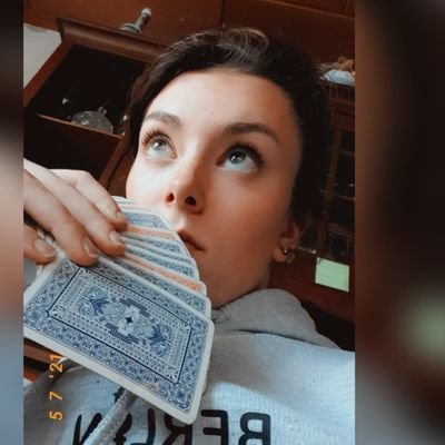 lucia__2011's profile picture. 🤷🌿🤷