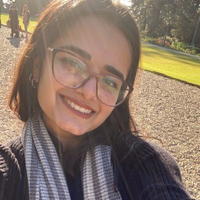 She/Her  
Making my place in the world of biomedical sciences🧑🏻‍🔬| An aesthete 🧑‍🎨| IISERM '22 📚👩🏻‍🎓@iisermohali
