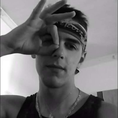 Thorkell19_'s profile picture. 