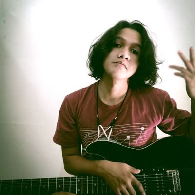 mikepikots's profile picture. 