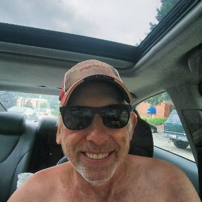 ShauntzR's profile picture. 