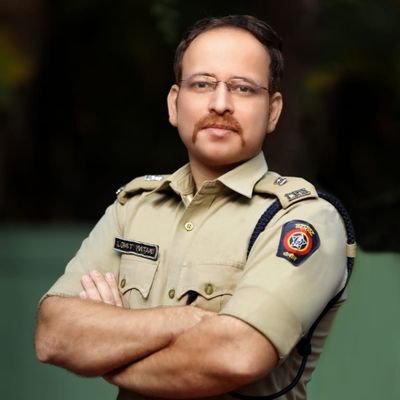 IPS (2014) | MH cadre | Presently DCP Zone 1, Nagpur City Police | Completed BTech, MTech & LLB