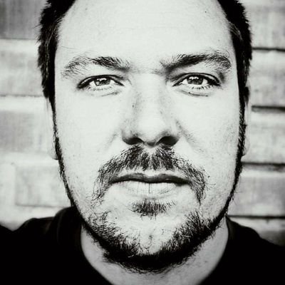 robopjokk's profile picture. ludophile bibliophile discophile cinephile gourmand shutterbug miniaturist father