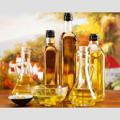 The natural oils press in Egypt is an alternative medicine clinic, which produces natural oils for treatment