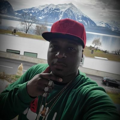 jonthachosen1's profile picture. Crypto investor and support