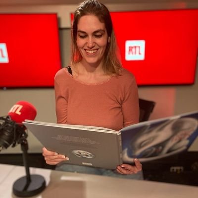 Lectrice compulsive, bibliothécaire, blogueuse. Addict aux pingouins, on m'achète facilement avec de la noix de coco. ENFP / 📚/ ✈️/ 🎼
https://t.co/5ete8P1Dow