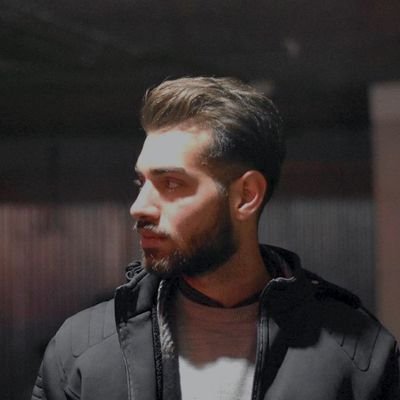 Ehsan__rst's profile picture. curious about how everything works 🧠

Master of artificial intelligence student.